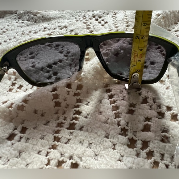 Salvatore Ferragamo Men’s Sunglasses - Picture 6 of 10